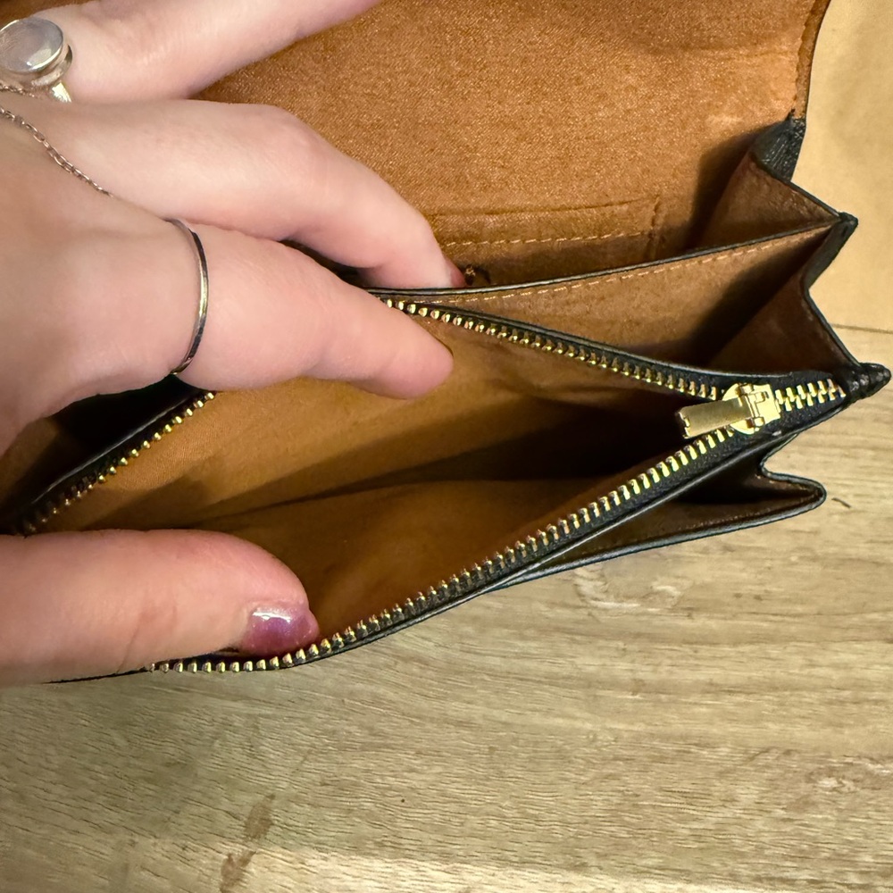 Coach Mini Klare Crossbody - Picture 4 of 7